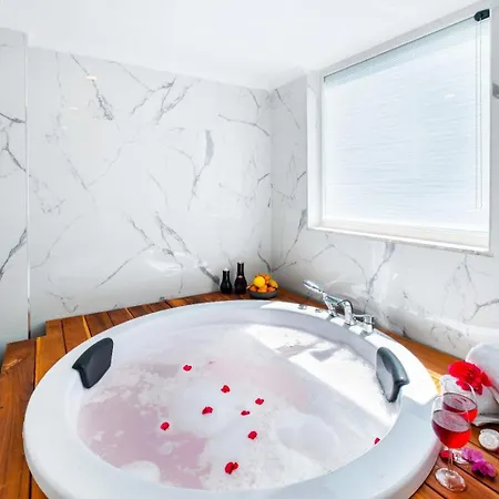 Yosun Hotel apartamentowy Kaş